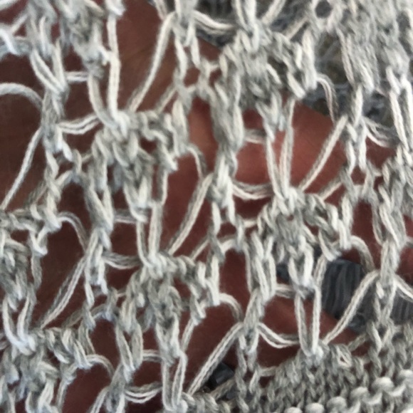 Knit sweater never worn - Picture 4 of 4